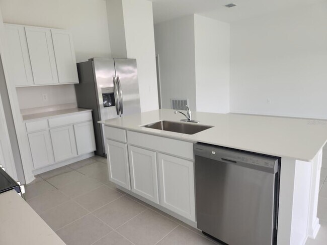 Building Photo - 4753 Golden Knight Blvd