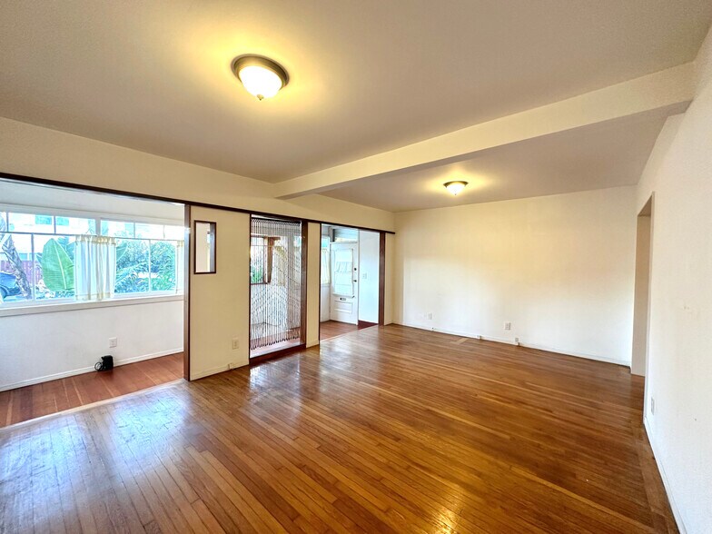 Building Photo - 228 San Juan Ave