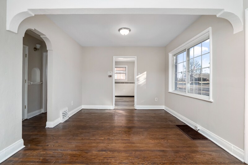 Building Photo - 2329 Brown Rd