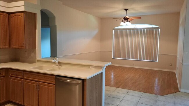 Building Photo - 1315 Elli Cir