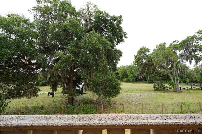 Building Photo - 4450 E Windmill Dr