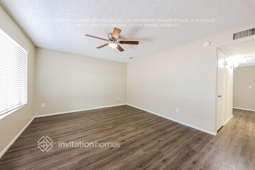 Building Photo - 2929 W Michelle Dr