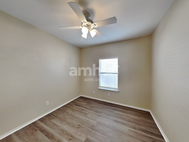 Building Photo - 9842 Charline Ln