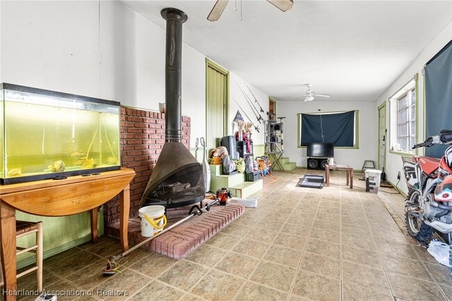 Building Photo - 12 Grape Ln