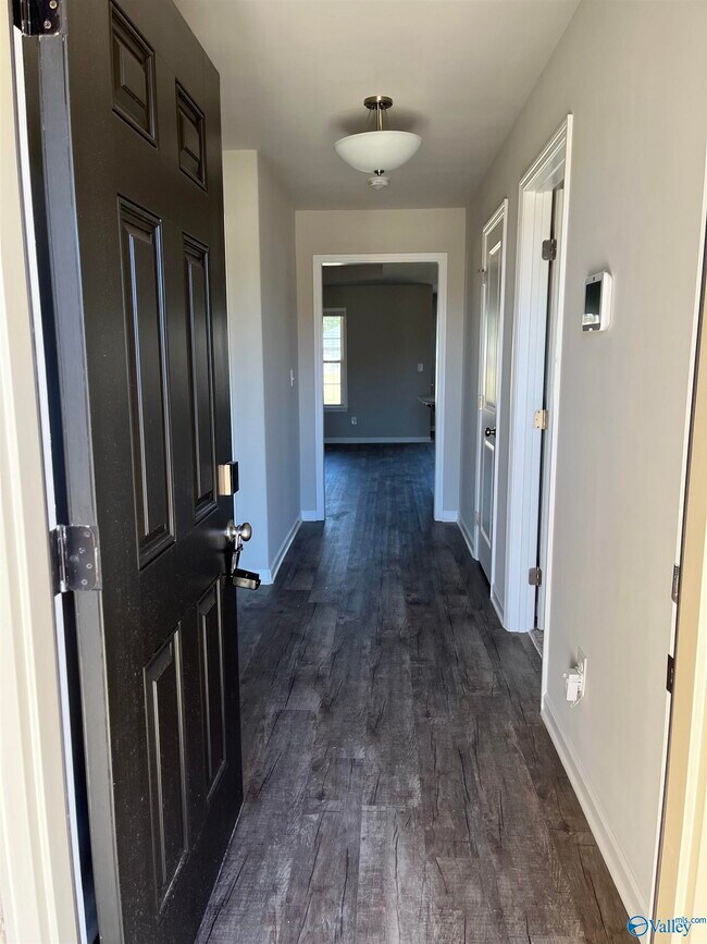 Building Photo - 103 Ocean Springs Ave