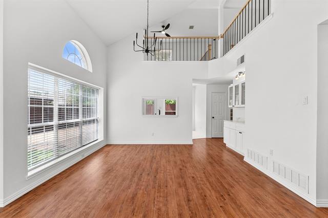 Building Photo - 4709 Thorntree Dr