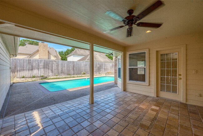 Building Photo - 20206 Cadogan Ct