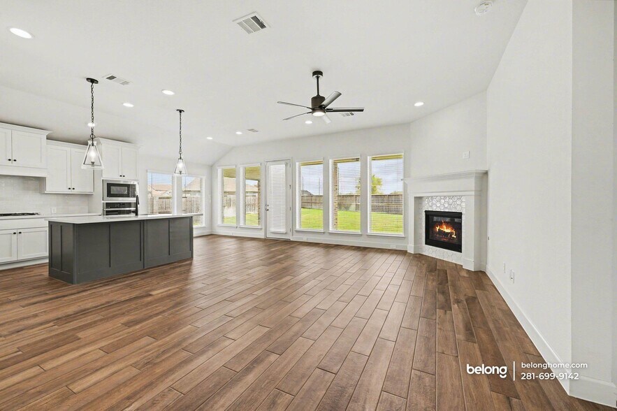 Building Photo - 9827 Starry Night Ln