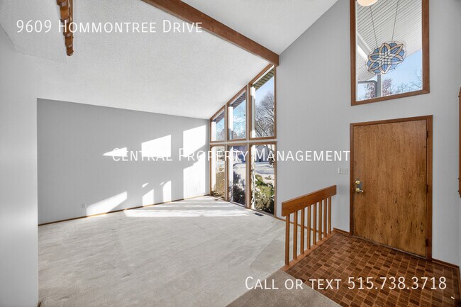 Building Photo - 9609 Hammontree Dr