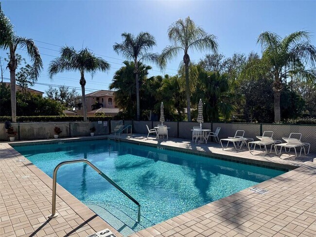 Building Photo - 1801 Auburn Lakes Cir