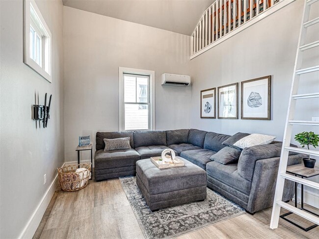 Building Photo - 91 Ridgeline Rd