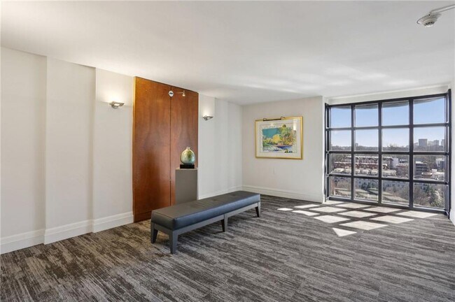 Building Photo - 1130 Piedmont Ave NE