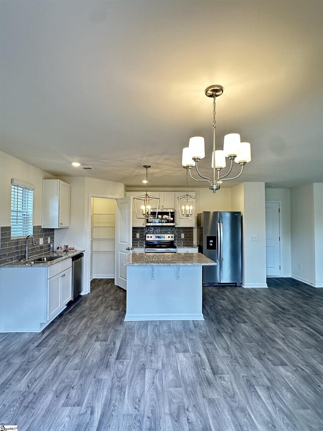 Building Photo - 6039 Willutuck Dr