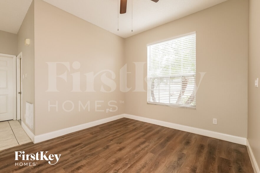 Building Photo - 5315 Watson Rd