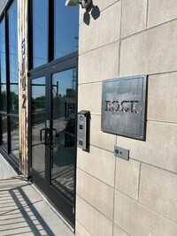 Building Photo - The Bentley Apartments