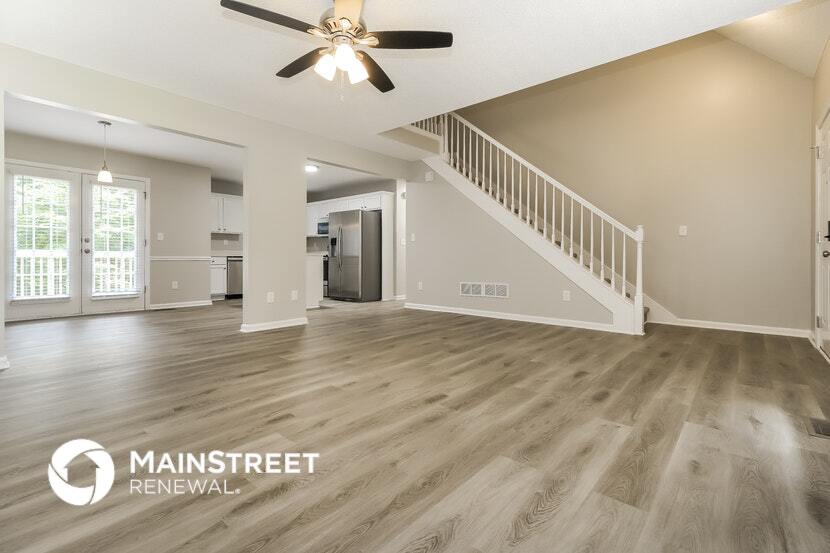 Building Photo - 104 Creekside Cir