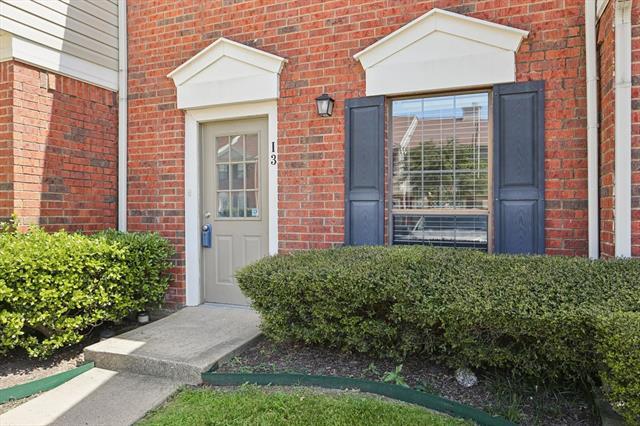 Primary Photo - 204 Samuel Blvd