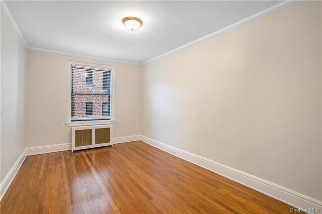 Building Photo - 234 Martine Ave