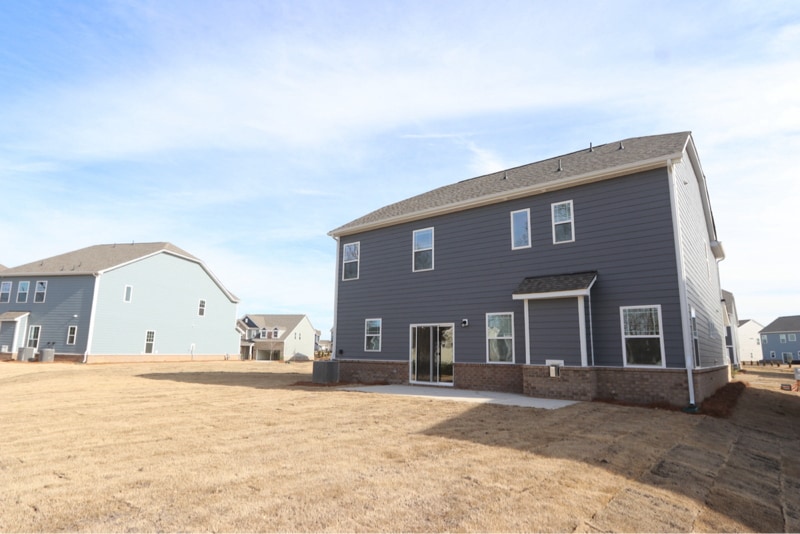 Building Photo - 1924 Carrollton Dr