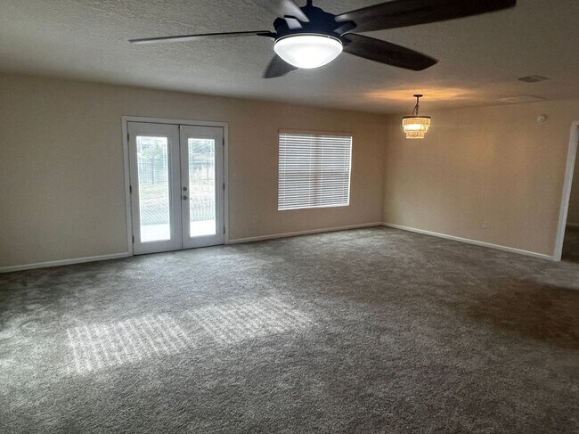 Building Photo - 239 Brooklet Cir