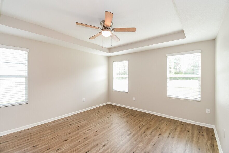 Building Photo - 4161 Fishing Creek Ln