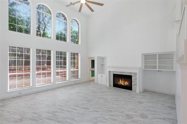 Building Photo - 305 W Mill Valley Dr