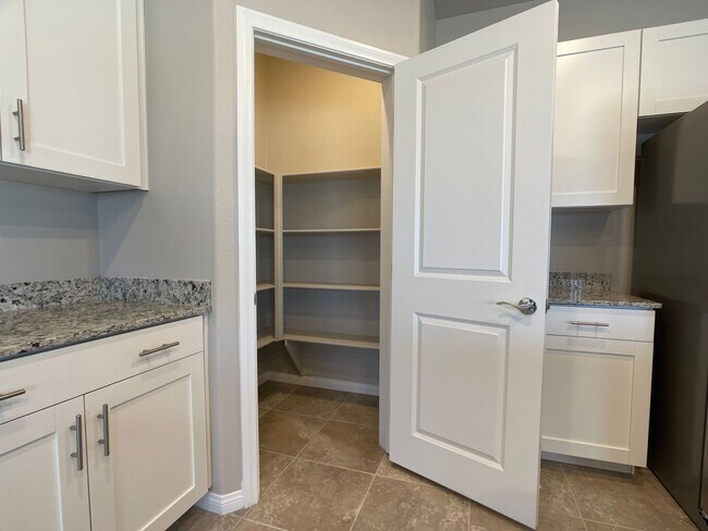 Building Photo - Brand New, Never Lived in House, located in the Southwest!