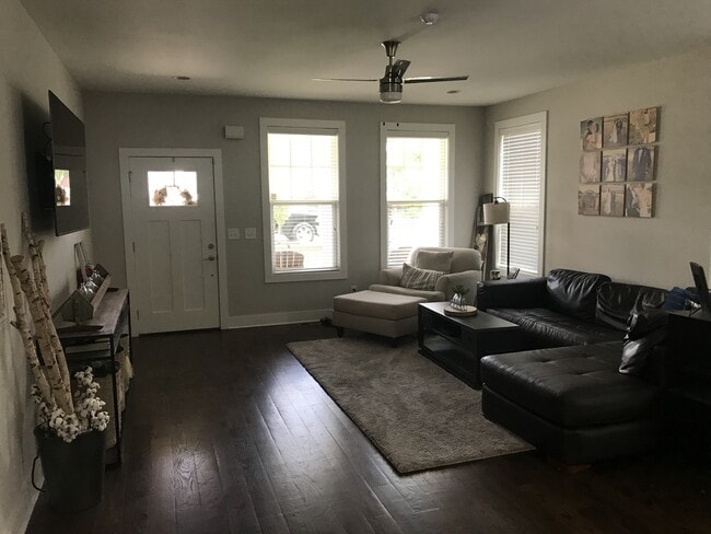 Building Photo - Great house in The Nations!