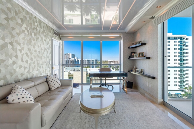 Building Photo - 3101 S Ocean Dr