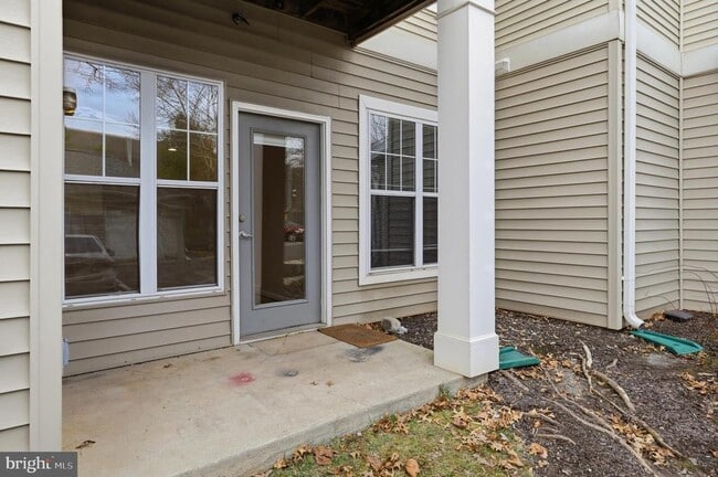 Building Photo - 13331 Connor Dr