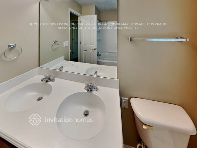 Building Photo - 3155 Berkshire Manor Dr