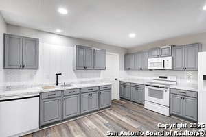 Building Photo - 5722 Sunshine Peak