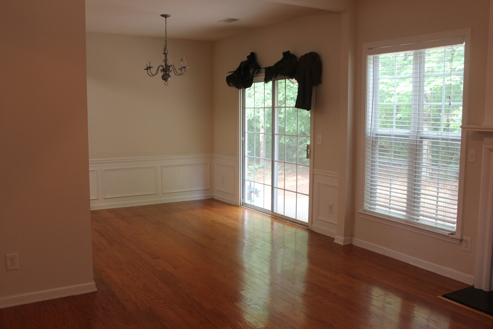 Building Photo - 1404 Bellsmith Dr