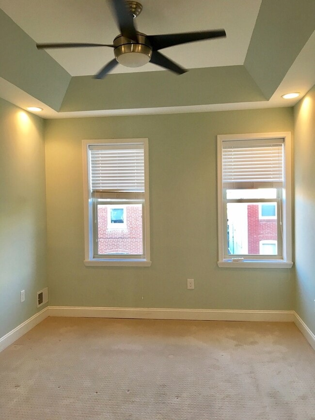 Building Photo - Charming 2 Bedroom/3 Bathroom Townhome w/ Den and In-Unit Laundry in Locust Point, MD! - Parking ...
