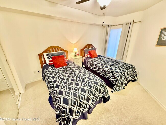 Building Photo - 425 Buchanan Ave