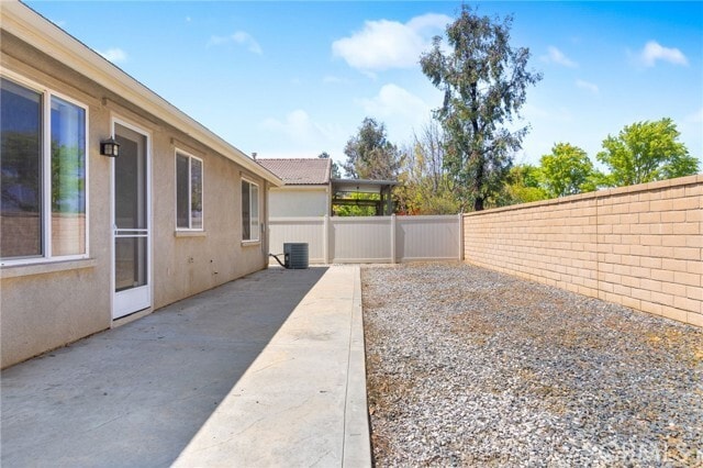 Building Photo - 1580 Turtle Creek
