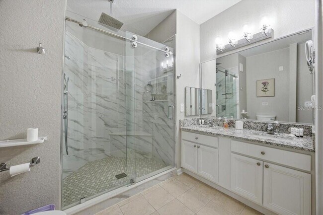Building Photo - 301 Terrace Ridge Cir