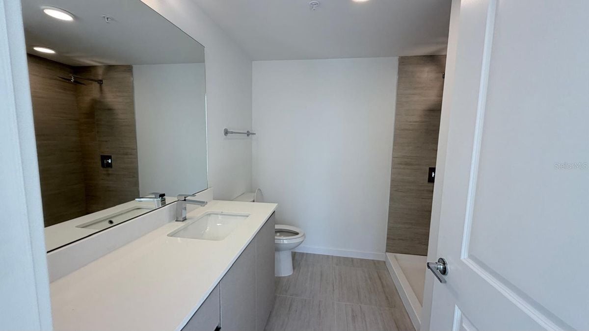 Building Photo - 5587 Millenia Park Blvd