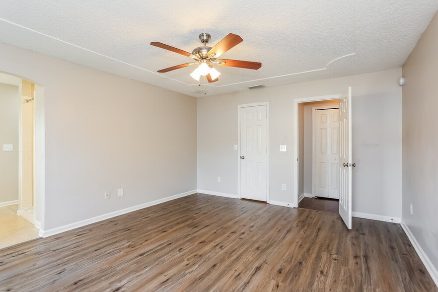 Building Photo - 535 Misty Morning Ct