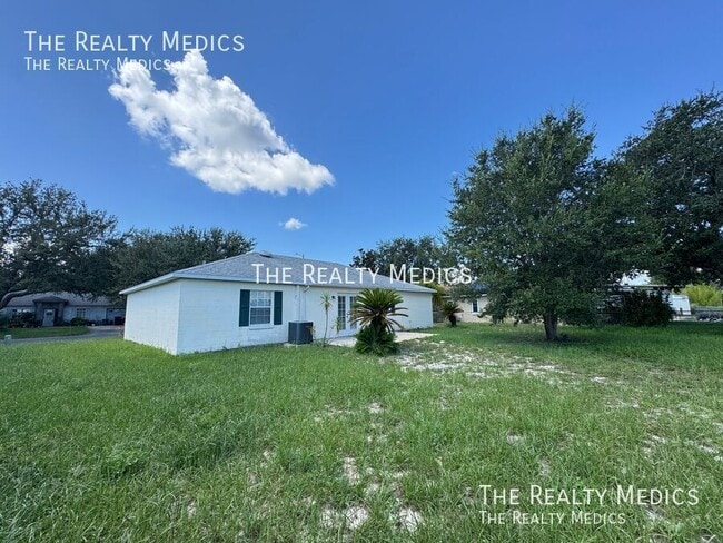 Building Photo - 123 Mohawk Cir