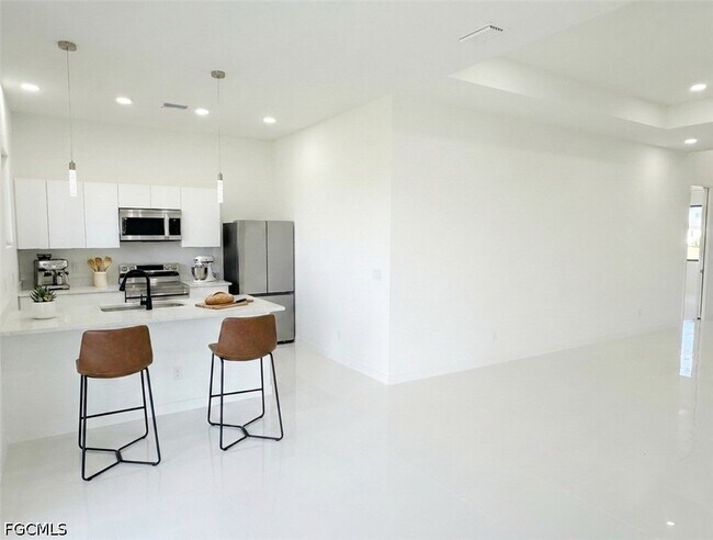 Building Photo - 4238 NW 34th Terrace
