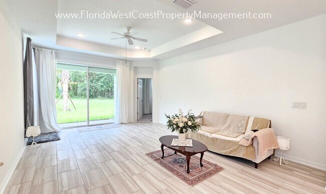Building Photo - OUTSTANDING SUMMERWOODS -PARRISH 3 BEDROOM...