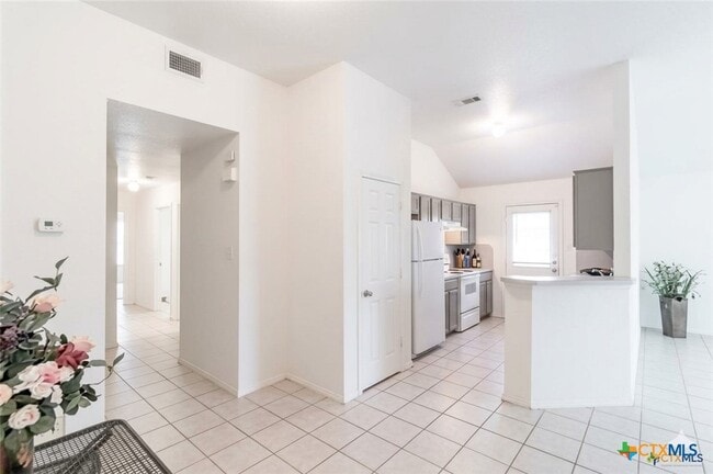 Building Photo - 3603 Woodrow Dr