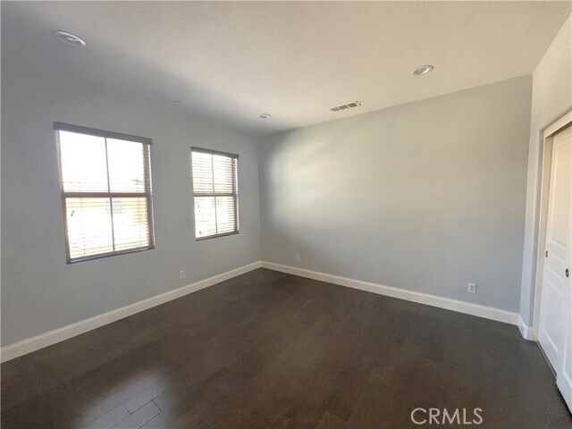 Building Photo - 133 Chantilly