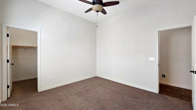 Building Photo - 13637 S 175th Dr