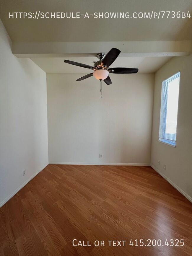 Building Photo - Spacious One Bedroom in Downtown Santa Cruz