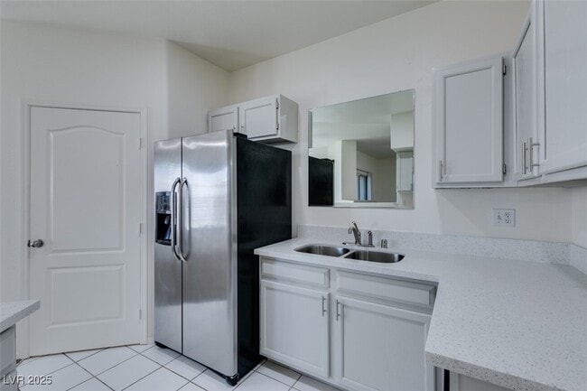 Building Photo - 5525 W Flamingo Rd