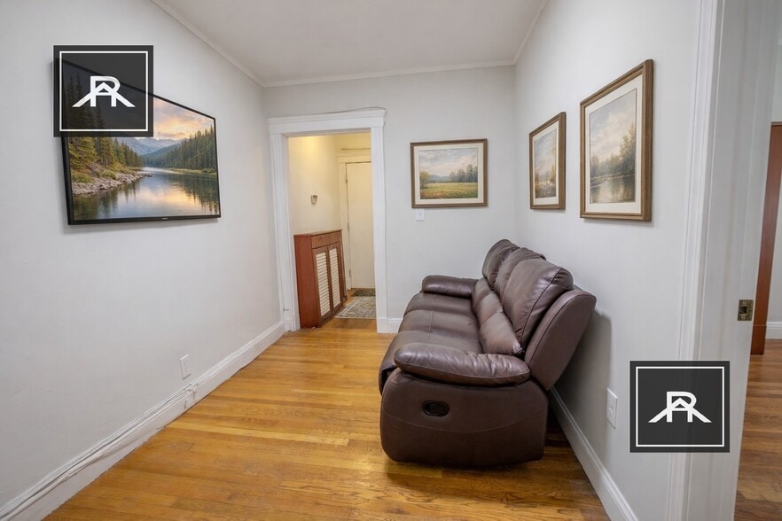 Building Photo - 28 Quint Ave