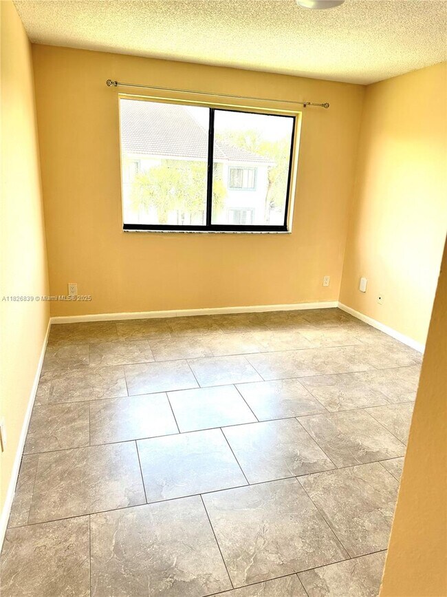 Building Photo - 9244 W Atlantic Blvd