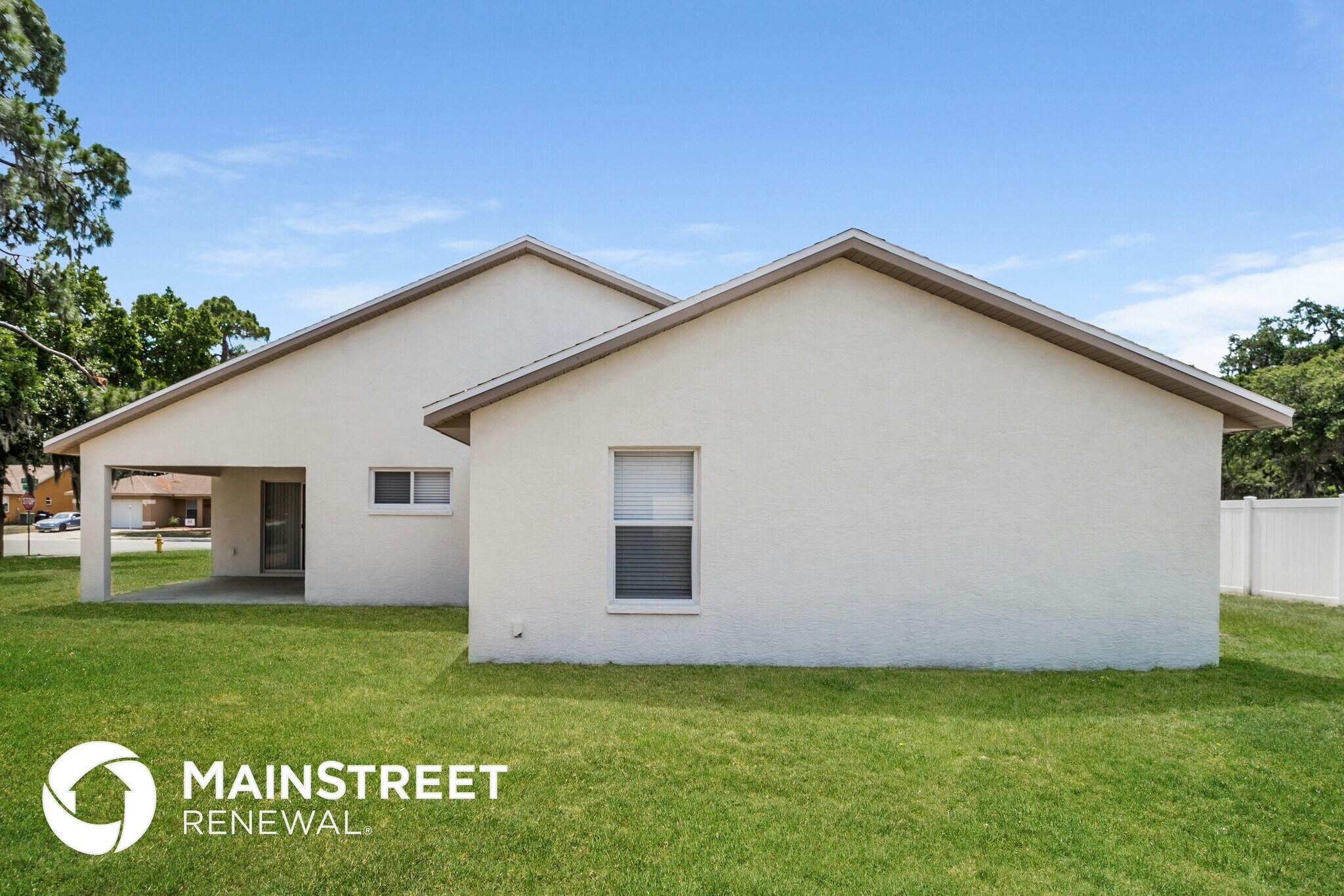 Building Photo - 9310 27th Ave E